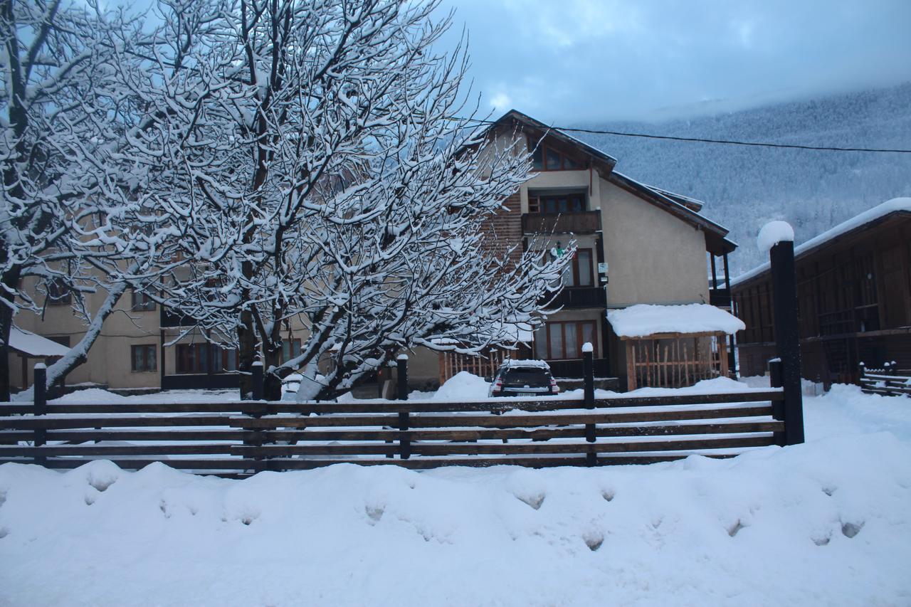 Salome Guest House Mestia Zewnętrze zdjęcie